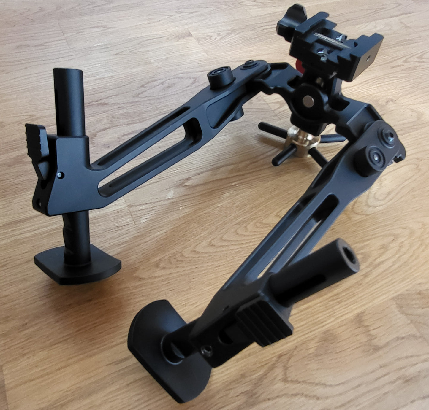 Bears F-Class Klappzweibein mit Picatinny QD