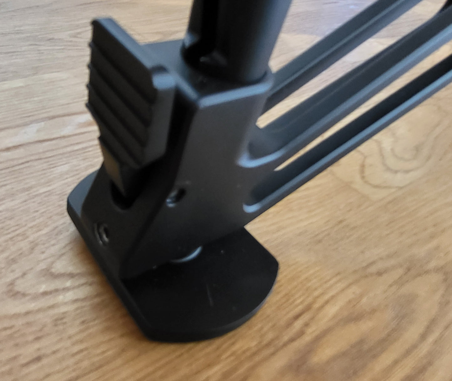 Bears F-Class Klappzweibein mit Picatinny QD