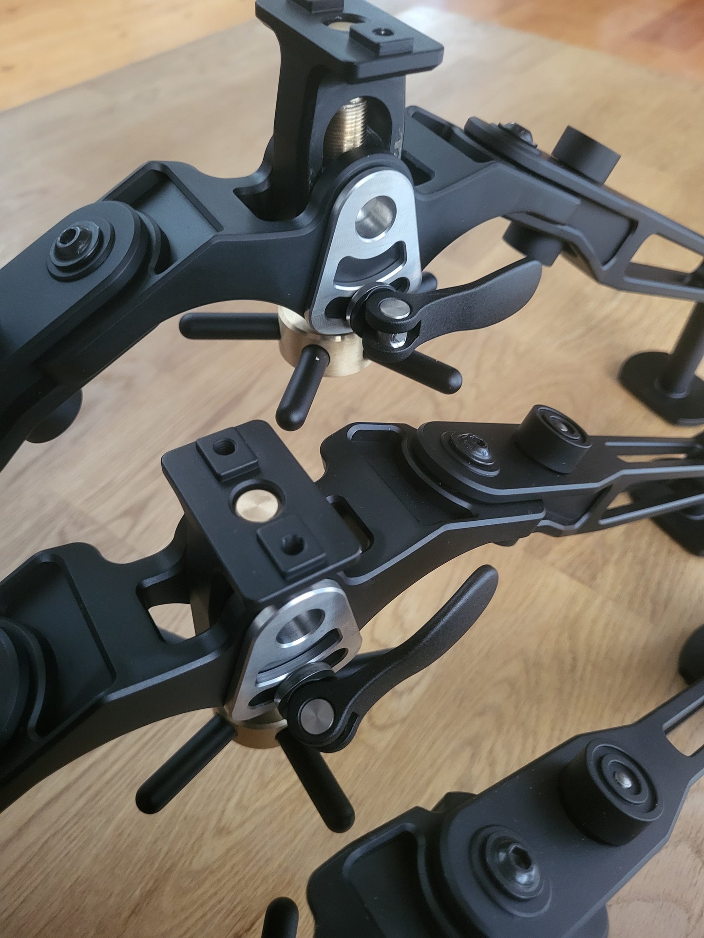 Bears F-Class Klappzweibein mit Picatinny QD