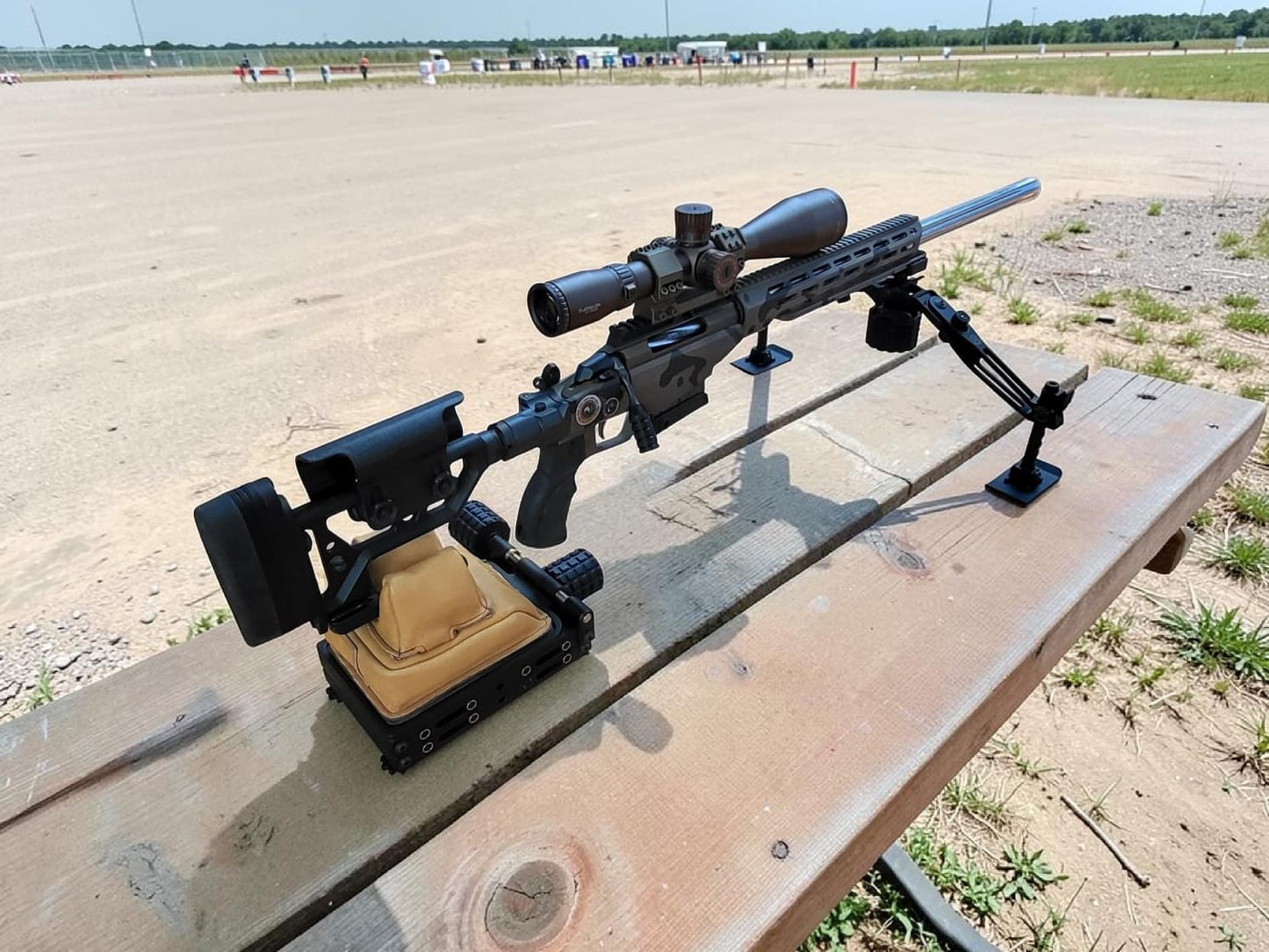 Bears Justierbarer Lifter mit Seitenverstellung und Rearbag B-Ware