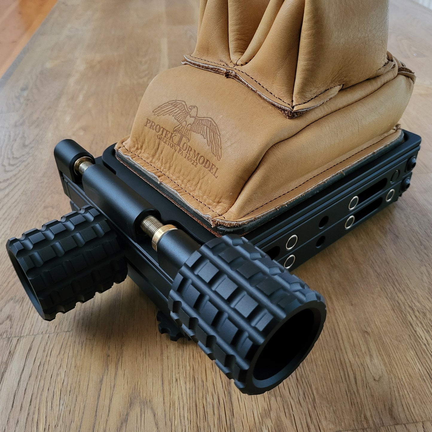 Bears Justierbarer Lifter für dein Rearbag mit Seitenverstellung