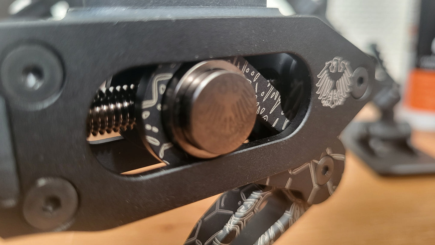 Monopod Facebook