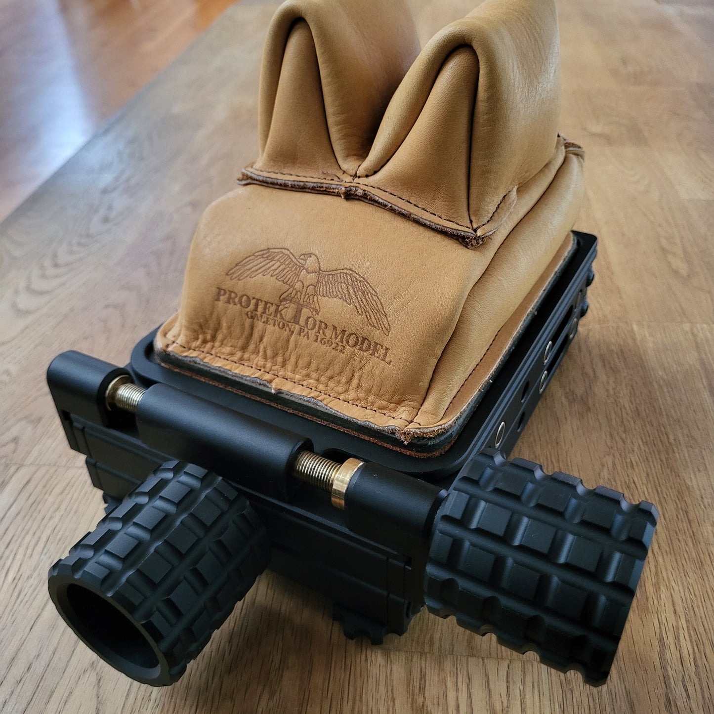 Bears Justierbarer Lifter für dein Rearbag mit Seitenverstellung