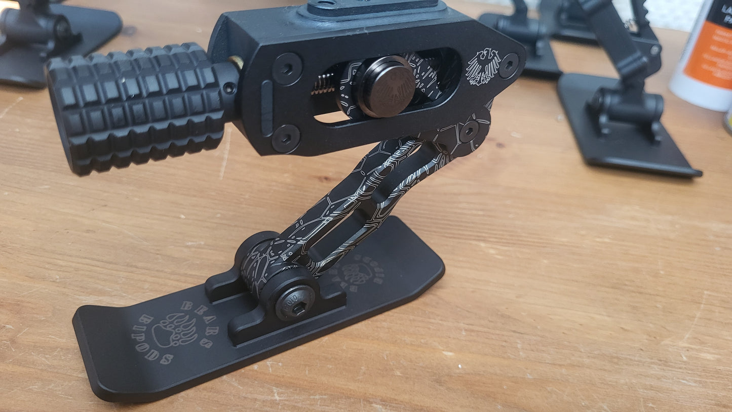Monopod Facebook