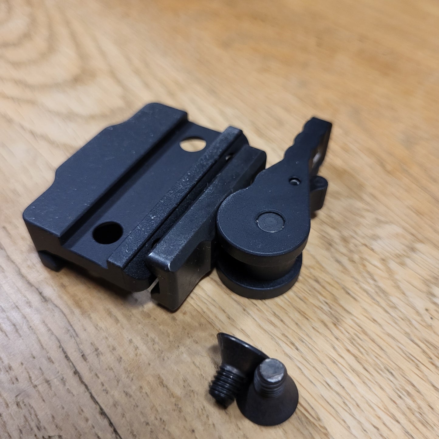 Hochwertige Picatinny QD von BT für Monopod Universal und alle Bipods